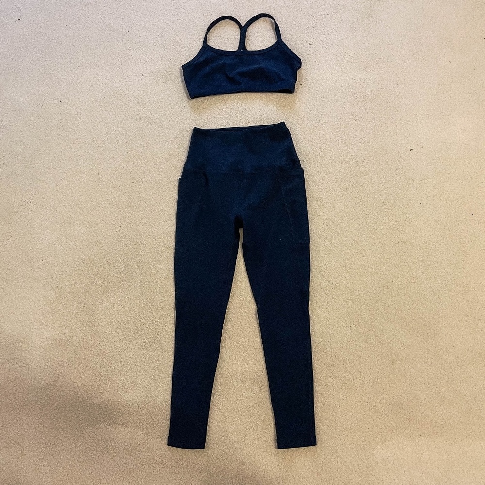 Beyond Yoga Navy Blue Leggings and Sports Bra - Small